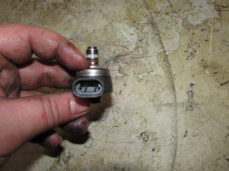 Mercury 115hp Optimax 2 Stroke Outboard Gray air injector (884595)