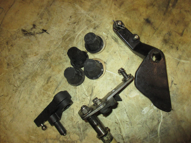 Evinrude ETEC 25hp outboard Miscellaneous hardware and bracket set