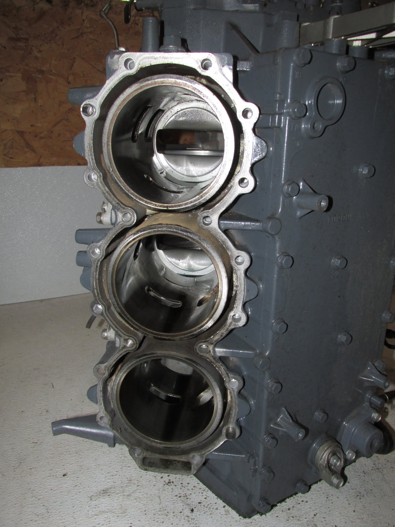 Yamaha Vmax HPDI 225hp outboard Crankcase Block