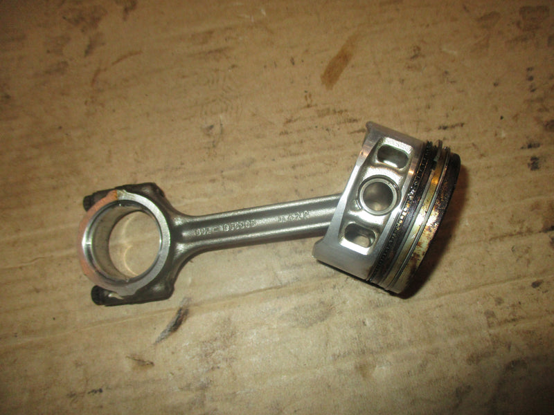 Yamaha 25hp 4 stroke outboard piston and rod (65W-00)