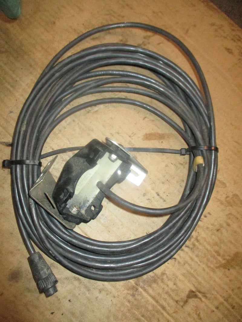 Yamaha 115hp outboard starboard transducer (019070)