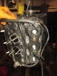 Load image into Gallery viewer, Mercury 150hp 2.5L 2 stroke outboard Crankcase Powerhead (82343A97)
