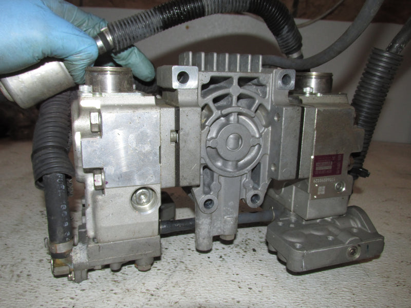 Yamaha Vmax HPDI 225hp Fuel injection pump (60V-13910-00)