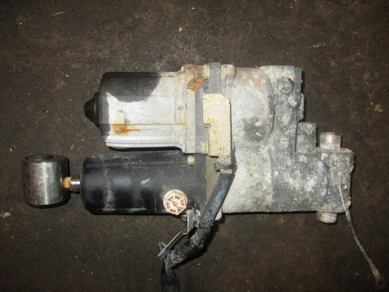 Honda BF 40-50 hp outboard tilt trim unit READ DESCRIPTION