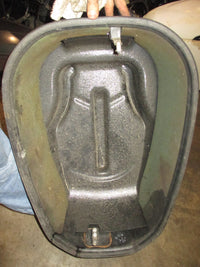 Load image into Gallery viewer, Johnson 90hp 60 degree 2 stroke outboard top cowling
