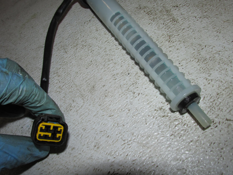 Yamaha Vmax HPDI 225hp Oil level Sensor (6IA- 85730-01)