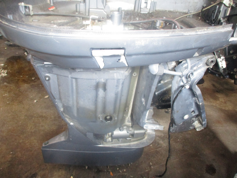 Yamaha 225hp 4 stroke outboard 30" mid section