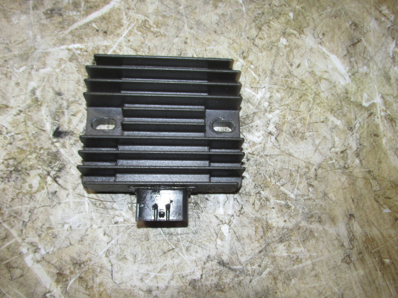 Yamaha 115hp 4 Stroke Outboard Rectifier Regulator (68V-81960-00-00)
