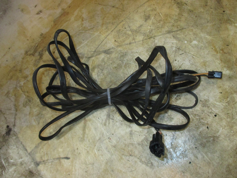 Suzuki DF70 70hp 4 Stroke Outboard 20 ft. round black plug rigging harness