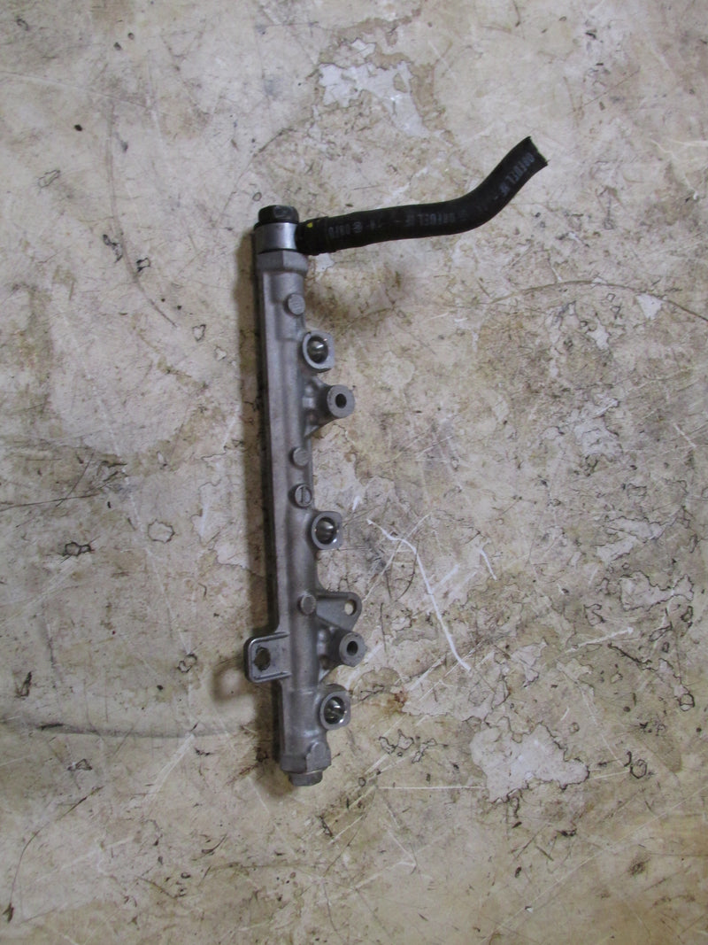 Suzuki DF60A 60hp Outboard Fuel Rail (15751-88L00)