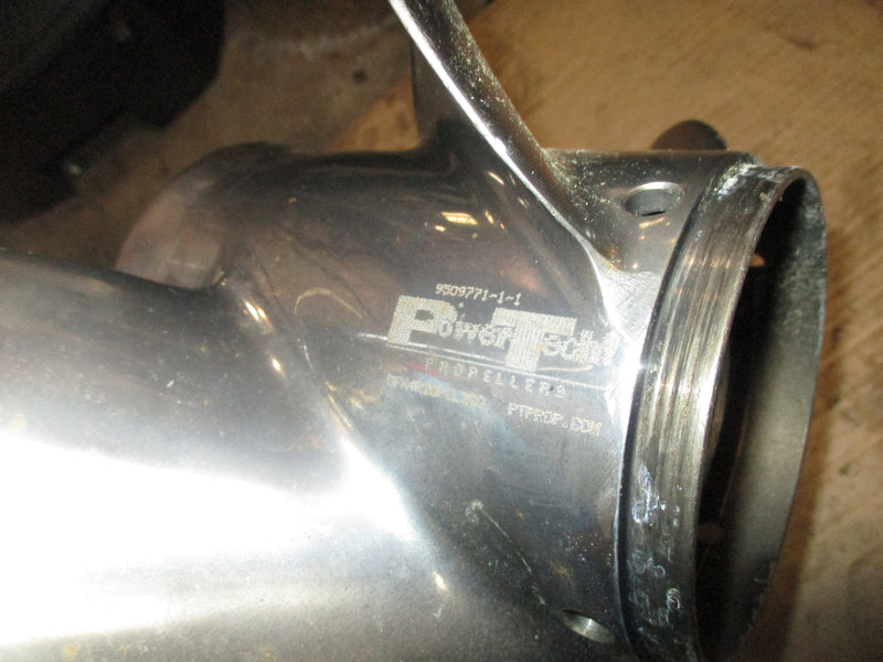 Evinrude ETEC 300hp outboard 4 blade Powertech propeller 0FX4R20PCL200