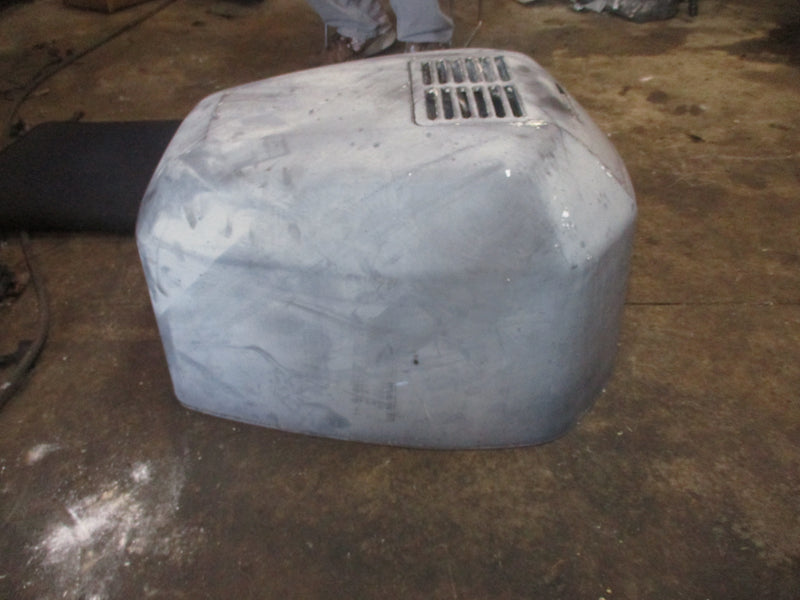 Johnson 200hp 2 stroke outboard top cowling