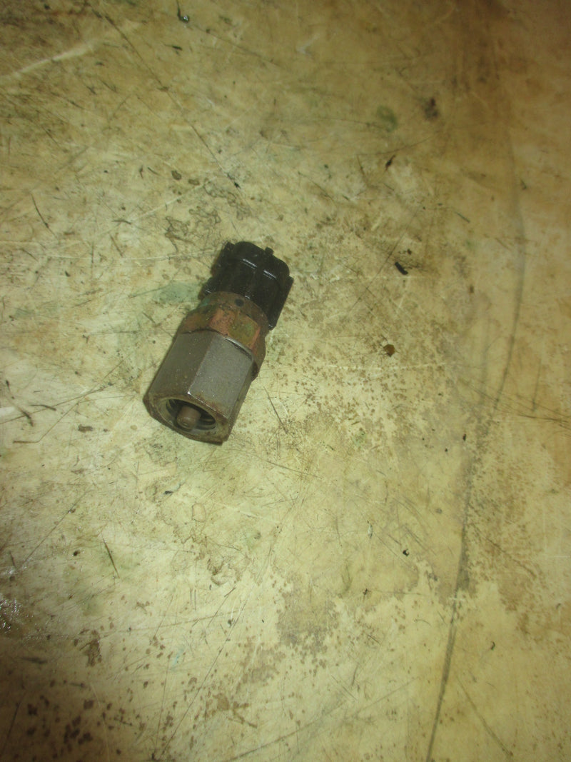 Yamaha 225hp OX66 2 stroke outboard thermo sensor (61A-85790-00)