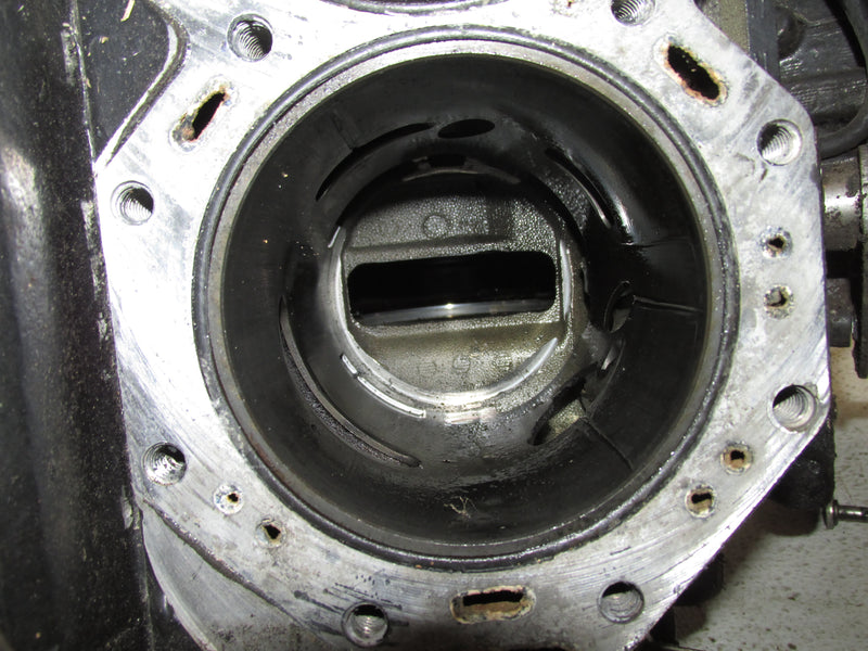 Johnson 90hp 60 Degree 2 Stroke Outboard Crankcase Block