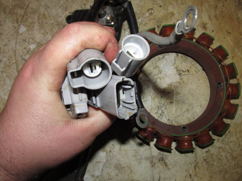 Suzuki DF115 115hp Outboard Stator / Rectifier Regulator (32120-90J10)