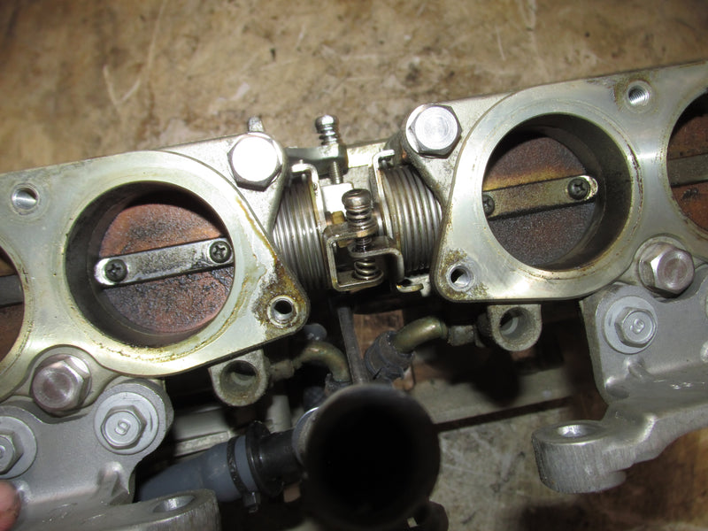 Yamaha 115hp 4 Stroke Outboard Throttle Body w/IAC / Control Unit