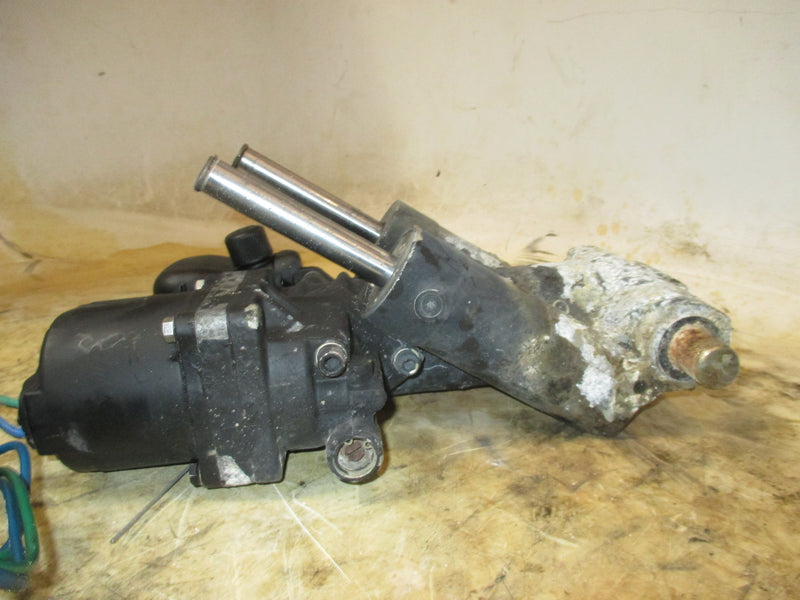 Evinrude 200hp ETEC H.O. tilt trim unit