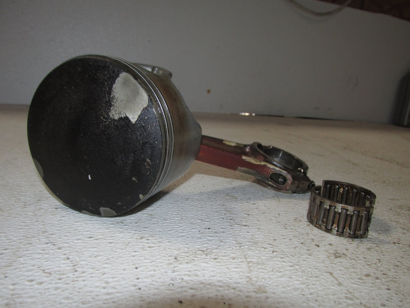 Johnson 90hp 60 Degree 2 Stroke Outboard Port Piston and Rod (436242)