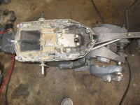 Load image into Gallery viewer, Johnson 200hp 2 stroke outboard 25" mid section
