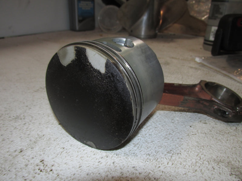 Johnson 90hp 60 Degree 2 Stroke Outboard Starboard Piston and Rod (436243)
