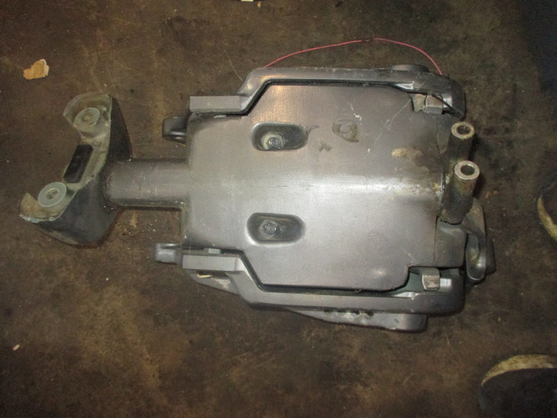 Yamaha 115hp 4 stroke outboard swivel bracket (64E-43311-2D-8D)