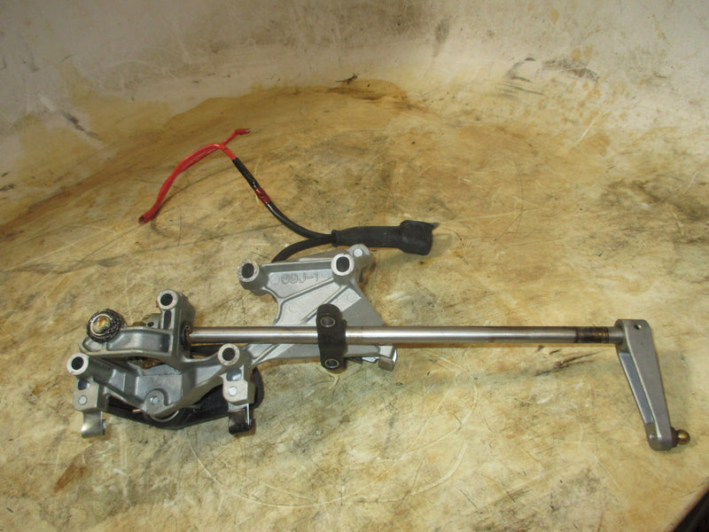Yamaha 200hp 4 stroke outboard throttle bracket (69J-41661-00-94)