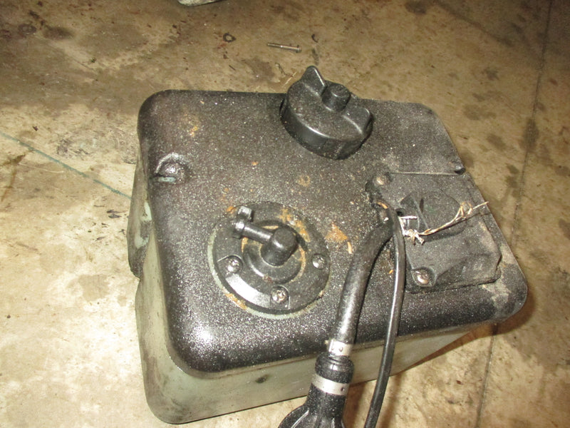 Johnson 90hp 60 degree outboard BRP dual hose remote oil tank