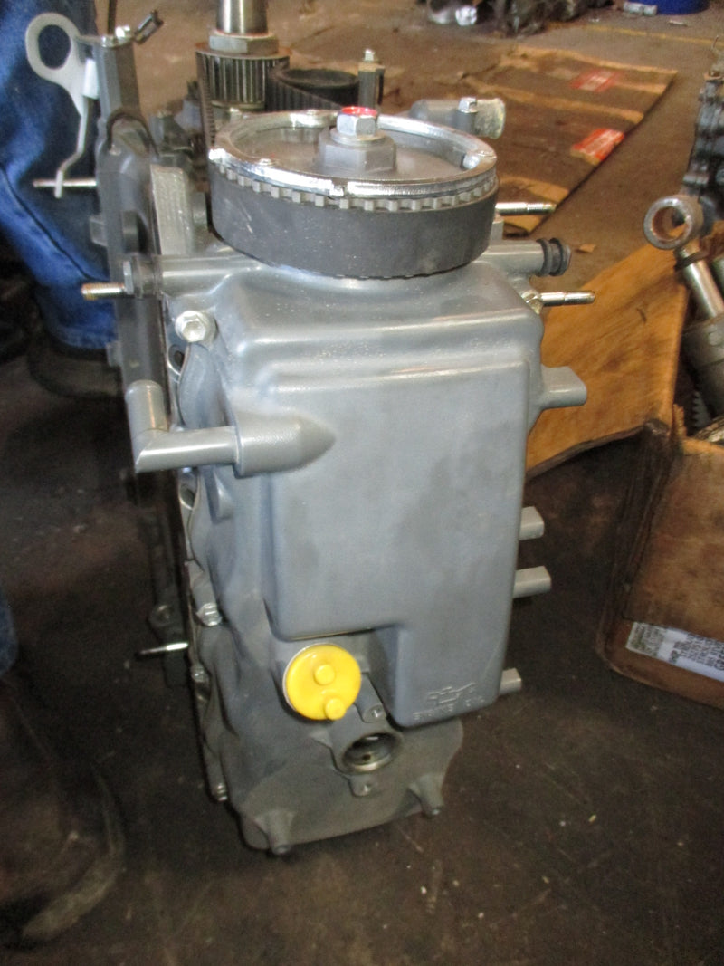 Suzuki DF70 70hp outboard crankcase powerhead