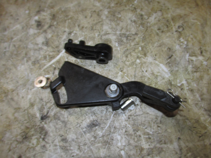 Yamaha 115hp 4 Stroke Outboard Throttle Bracket (68V-42154-20)