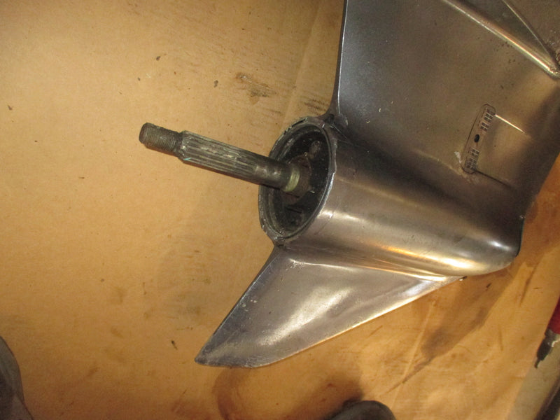 Yamaha 250hp 4 stroke 3.3L outboard 25 Inch Counter Rotation Lower Unit (PARTS)