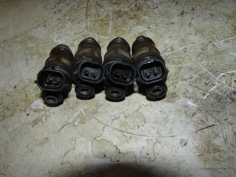 Suzuki DT140 140hp Outboard Fuel Injector Set (15710-94900)
