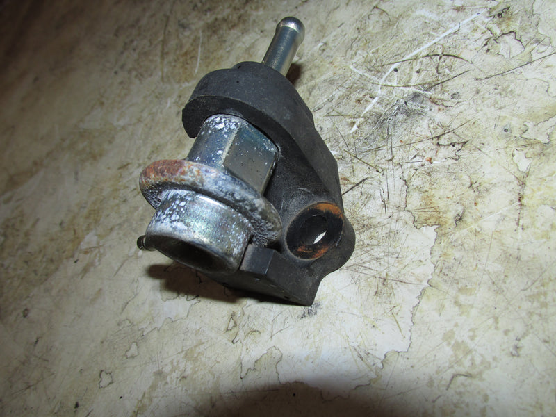 Suzuki DT140 140hp Outboard Pressure Regulator (15760-92E01)