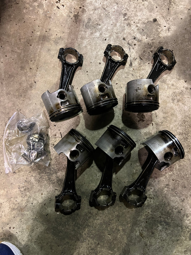 Evinrude 200hp ETEC H.O. piston and rod set (5007416) (5007447)