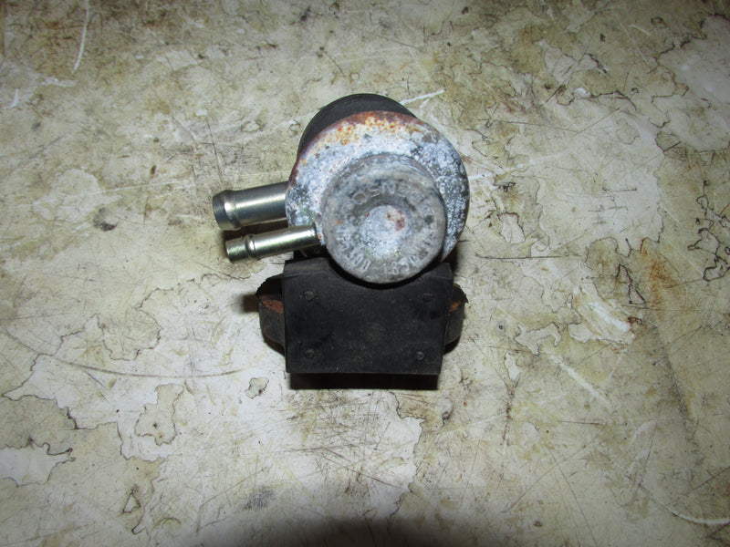 Suzuki DT140 140hp Outboard Pressure Regulator (15760-92E01)