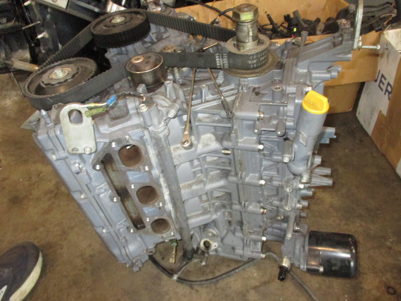 Yamaha 225hp 4 stroke outboard crankcase powerhead SOLD AS IS