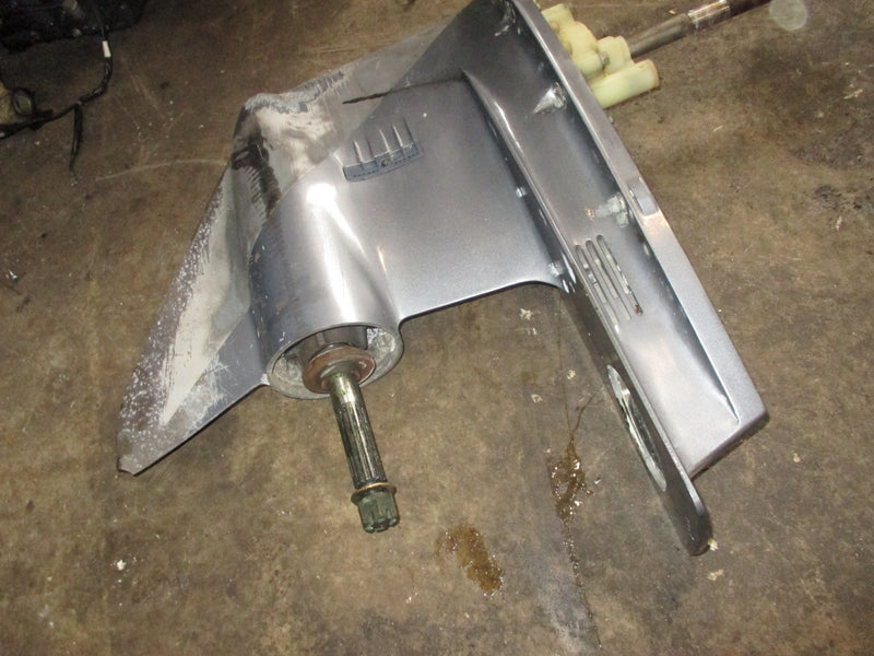 Yamaha 200hp 4 stroke 4 CYL outboard 25" Lower Unit