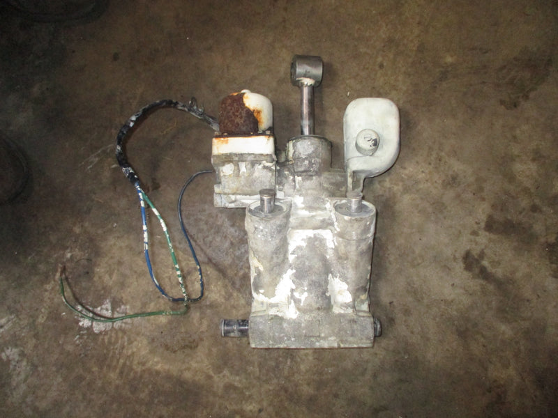 Johnson 150hp ocean runner outboard tilt trim parts only