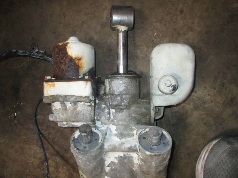 Johnson 150hp ocean runner outboard tilt trim parts only