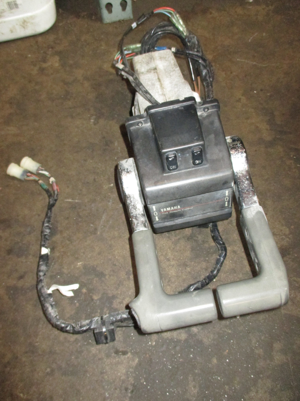 Yamaha  outboard 704 Dual top mount control box throttle