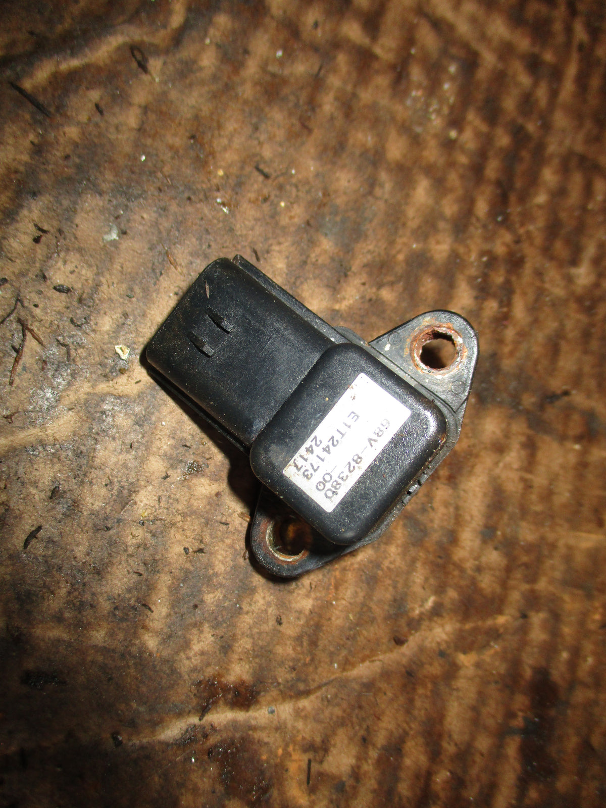 Yamaha 115hp 4 stroke outboard map sensor (68V-82380-00-00)