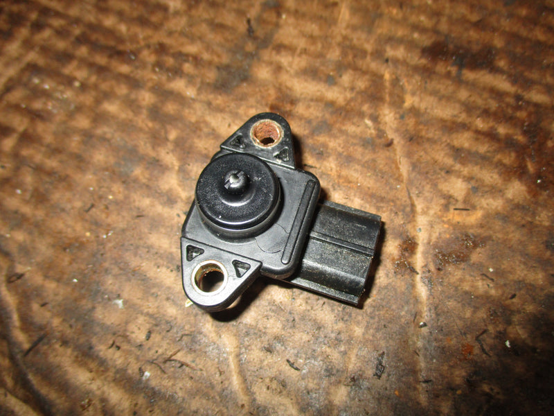 Yamaha 115hp 4 stroke outboard map sensor (68V-82380-00-00)