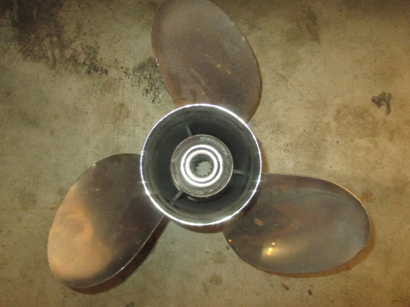 Yamaha 90-130hp Stainless Steel propellor (13" x 17 pitch)