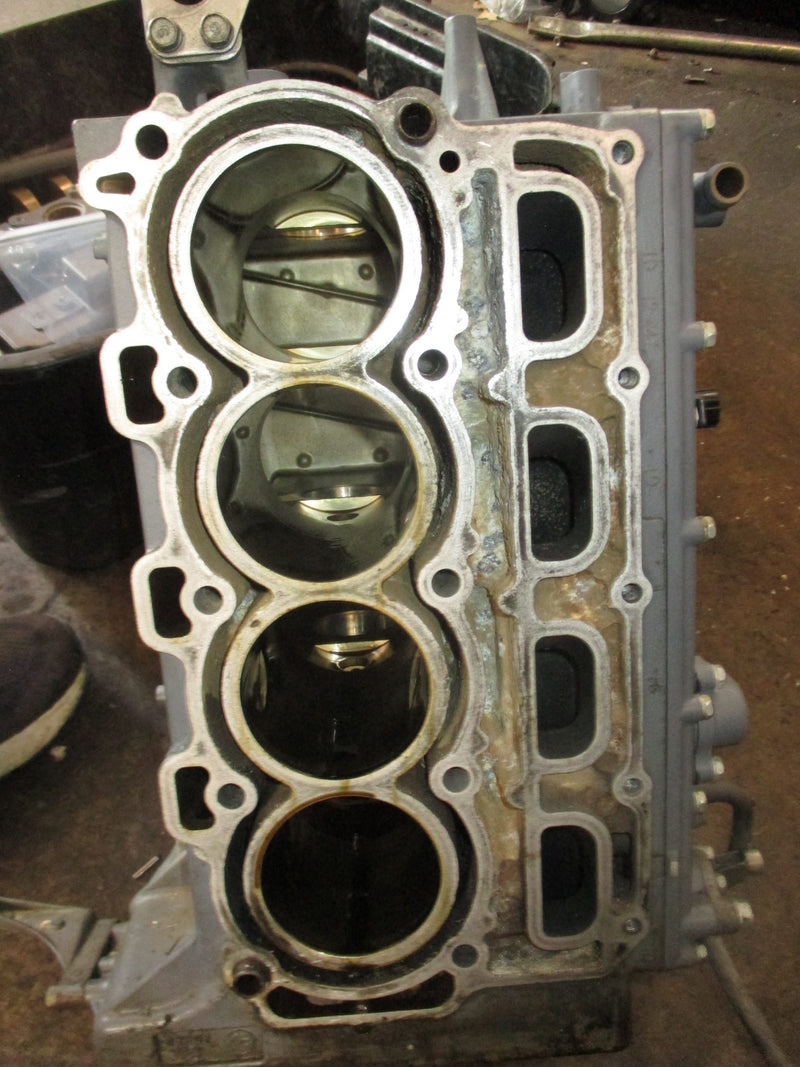 Yamaha 100hp 4 stroke outboard crankcase block