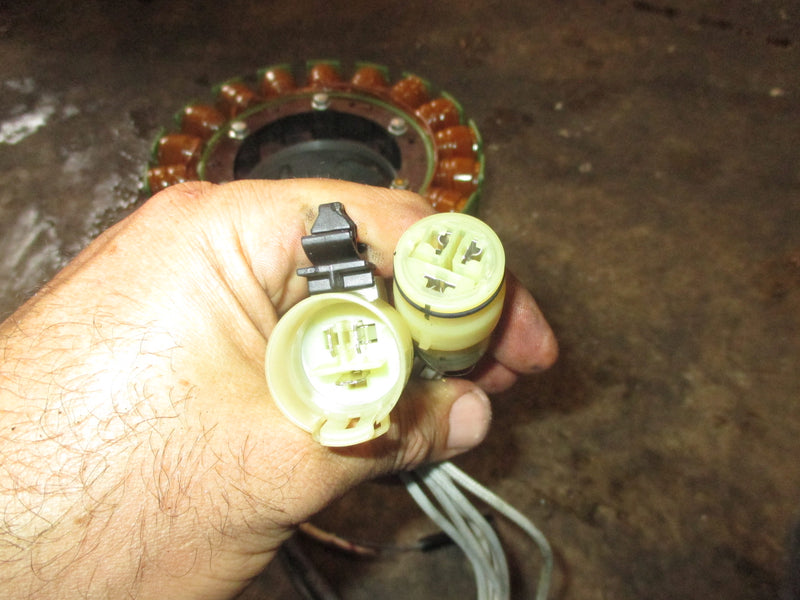 Yamaha 200hp 4 stroke 4 CYL outboard Stator/Pulsor Coil (6DA-81410-00-00)