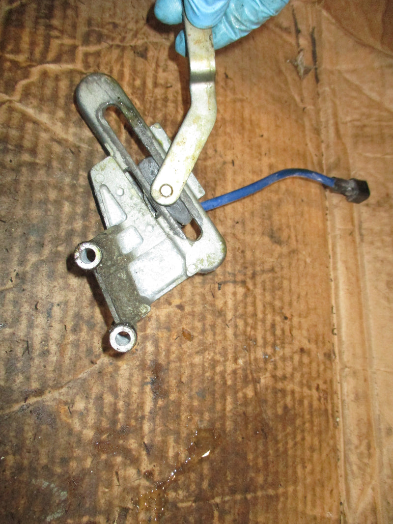 Yamaha 115hp 4 stroke outboard neutral switch and bracket (68F-8259F-00-00)