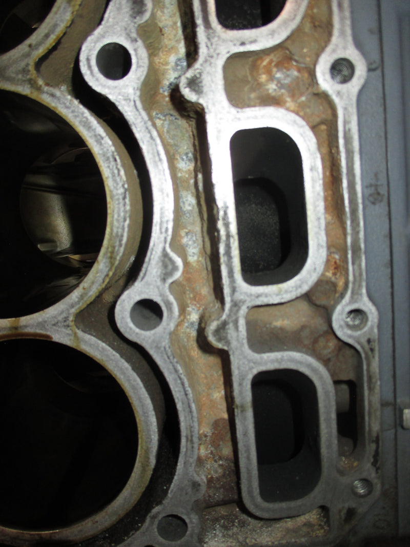 Yamaha 100hp 4 stroke outboard crankcase block