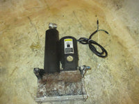 Load image into Gallery viewer, Mercury 90hp 2 stroke outboard tilt trim unit
