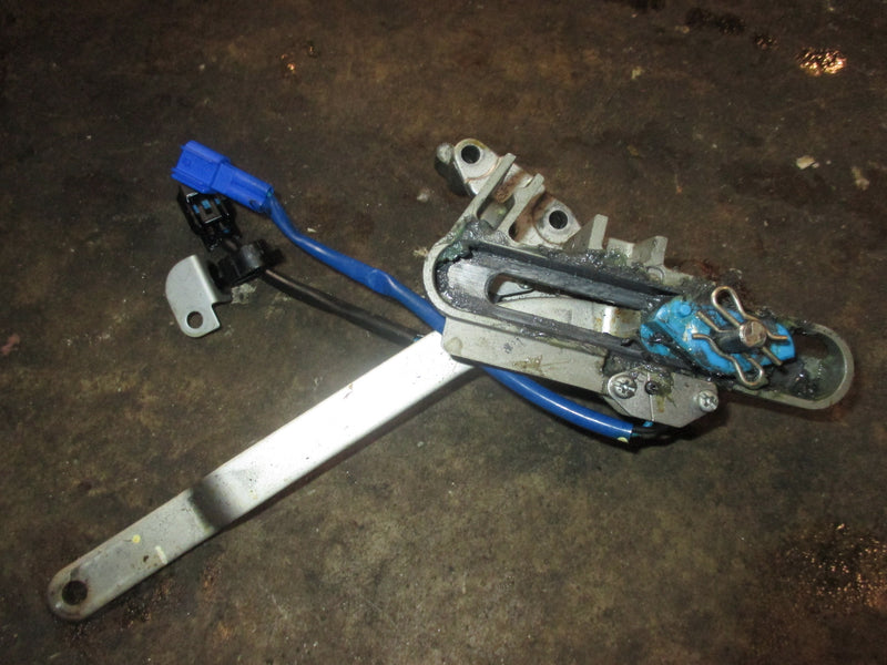 Yamaha 200hp 4 stroke 4 CYL outboard Neutral Switch and Bracket (69J-8259F)