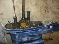 Load image into Gallery viewer, Evinrude 120hp 2 stroke outboard 25" shaft lower unit
