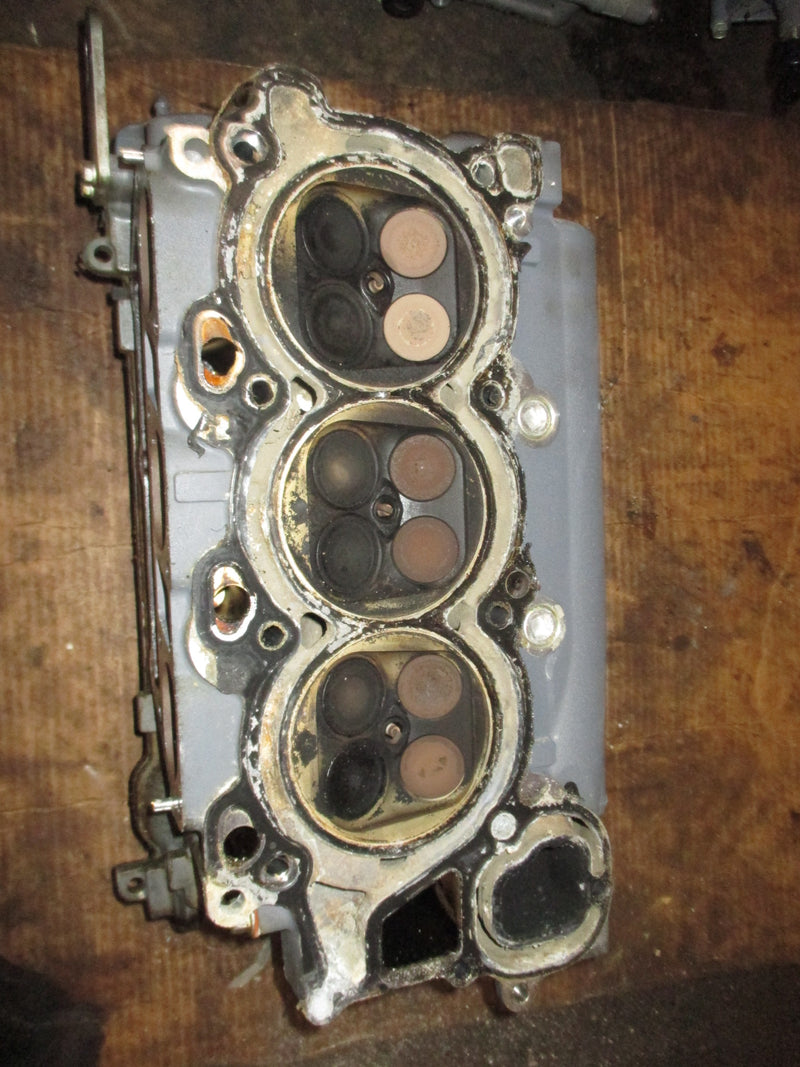Yamaha 225hp 4 stroke outboard starboard cylinder head (69J-01)